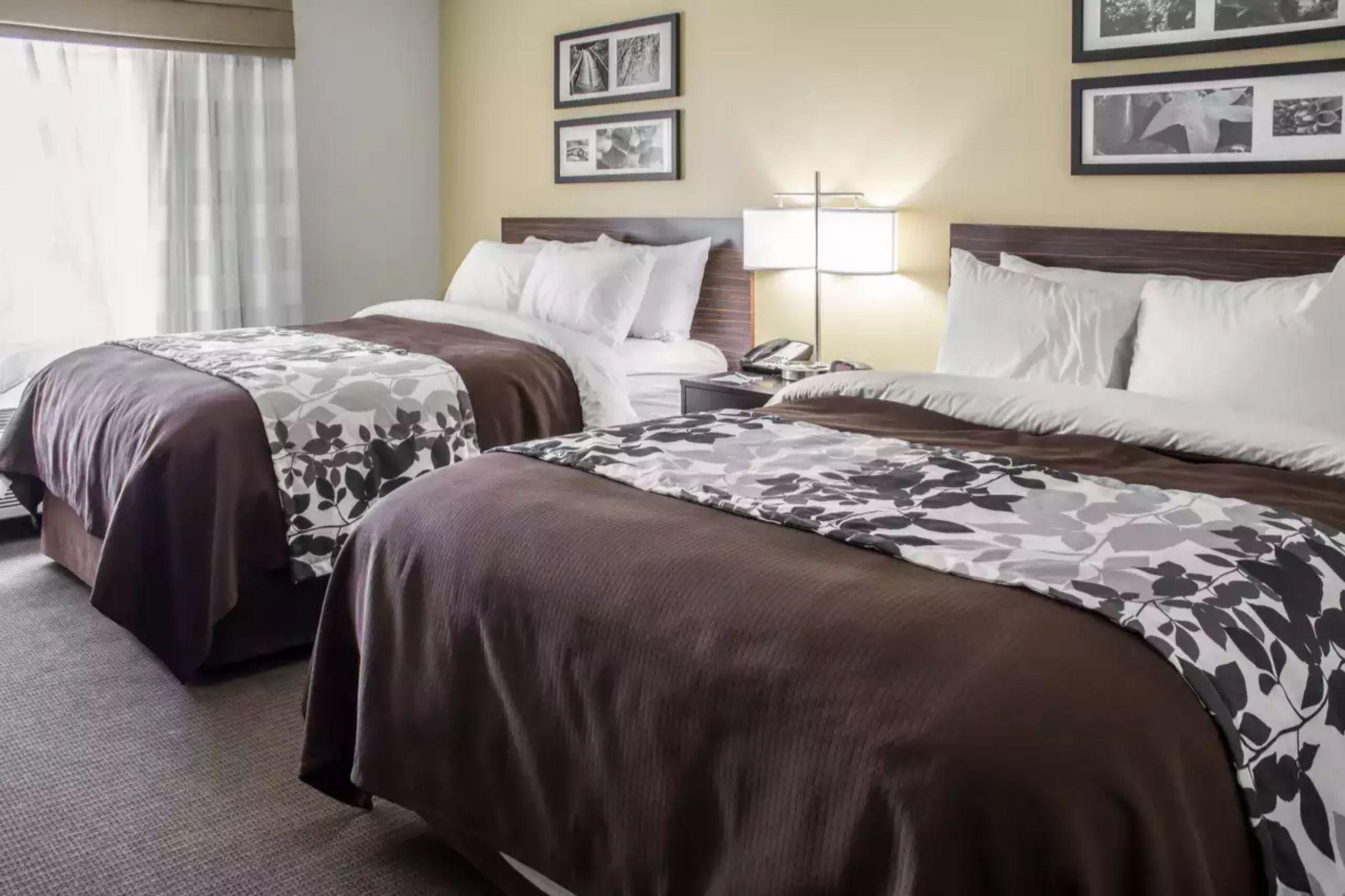 Sleep Inn & Suites Lincoln University Area Екстериор снимка