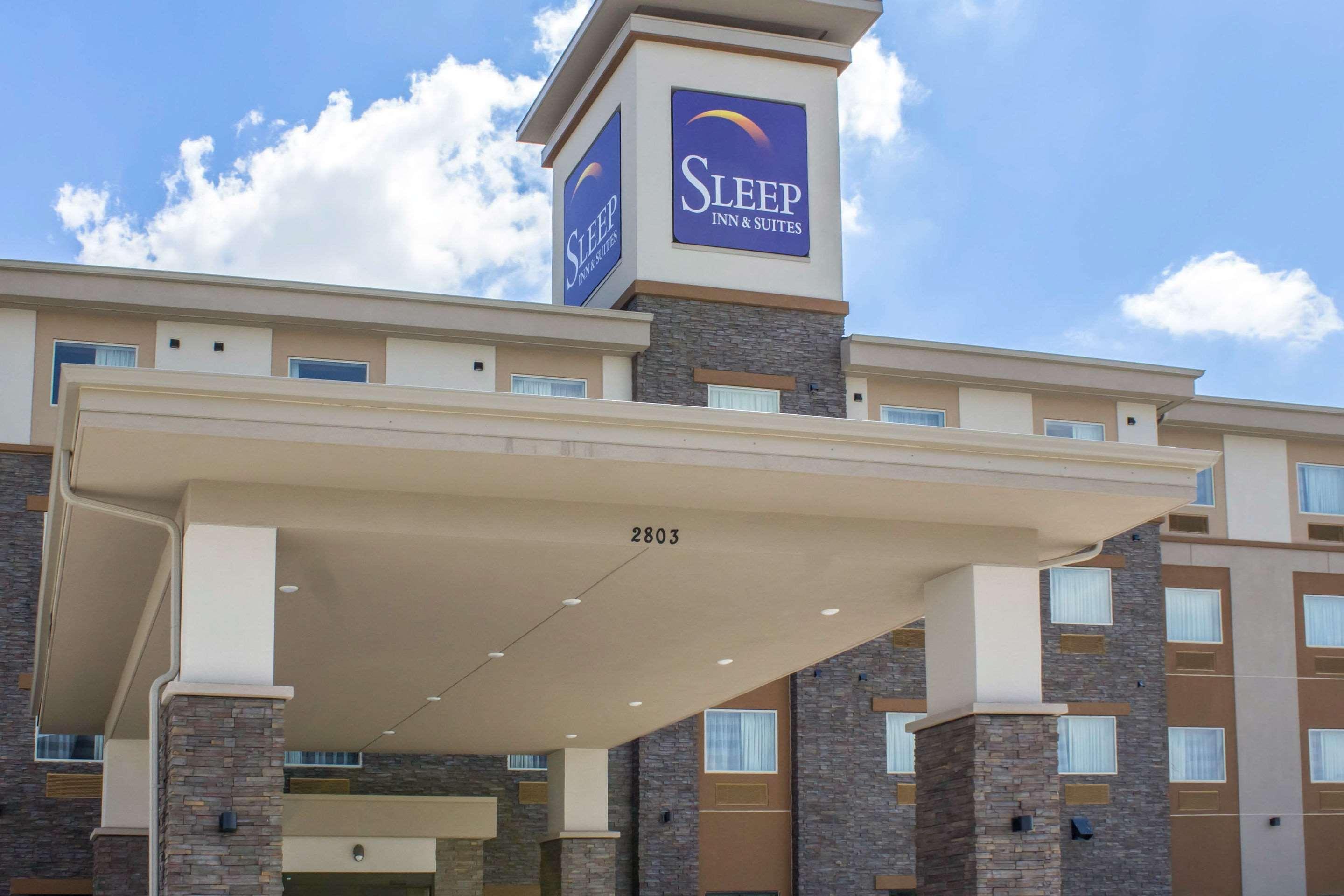 Sleep Inn & Suites Lincoln University Area Екстериор снимка