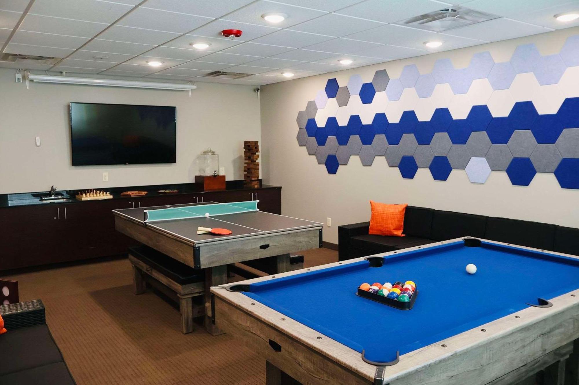 Sleep Inn & Suites Lincoln University Area Екстериор снимка