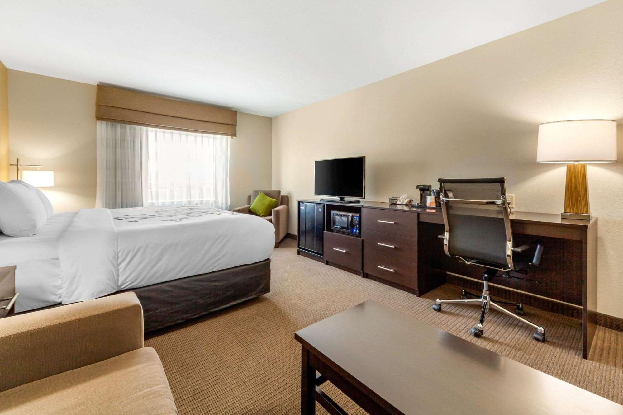 Sleep Inn & Suites Lincoln University Area Екстериор снимка