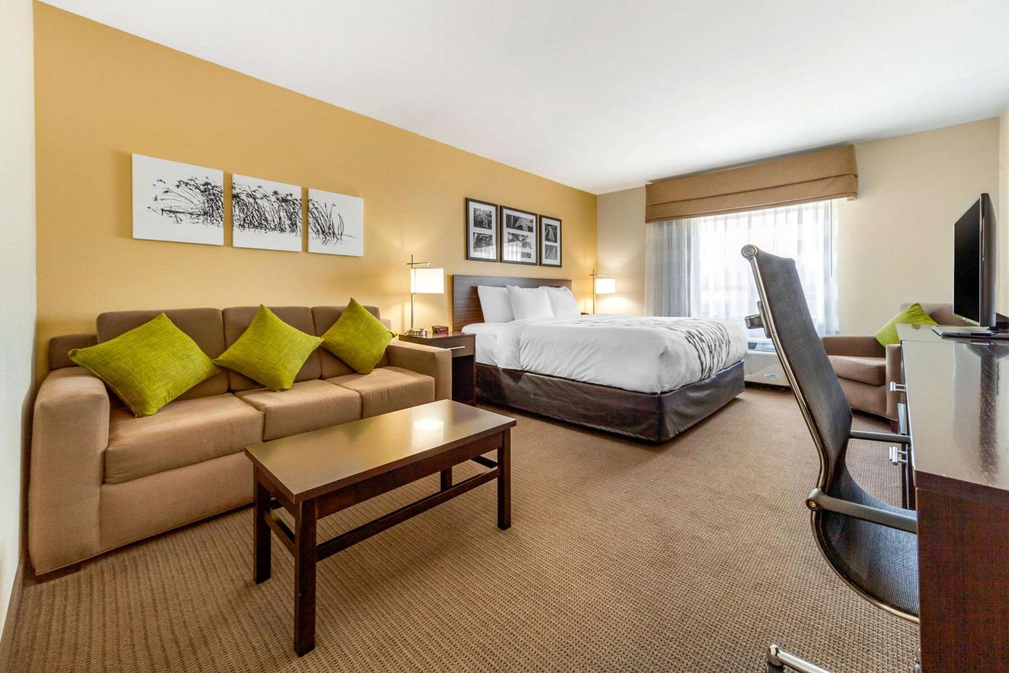 Sleep Inn & Suites Lincoln University Area Екстериор снимка