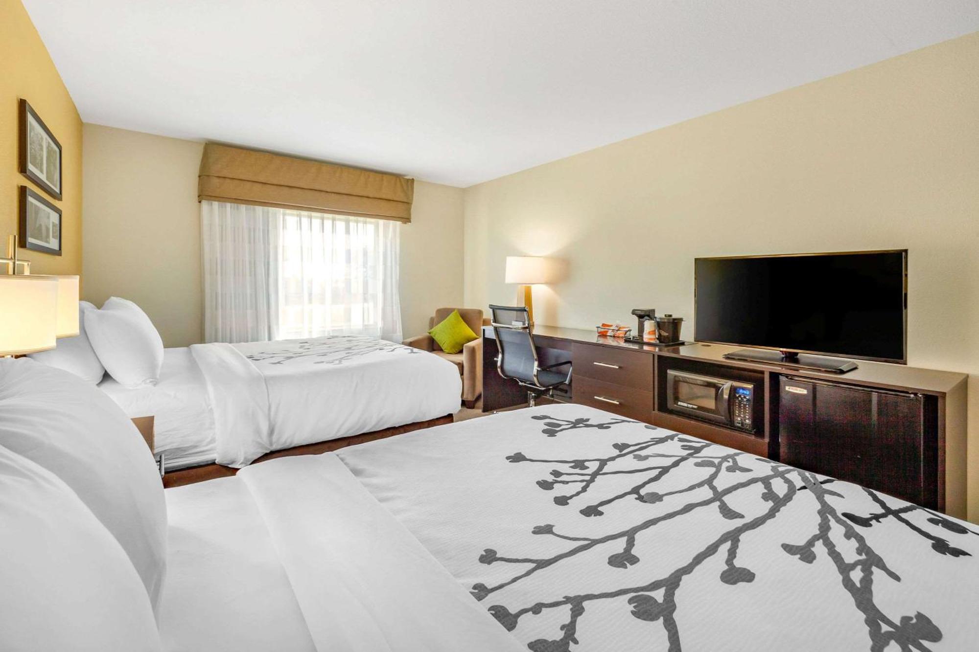 Sleep Inn & Suites Lincoln University Area Екстериор снимка