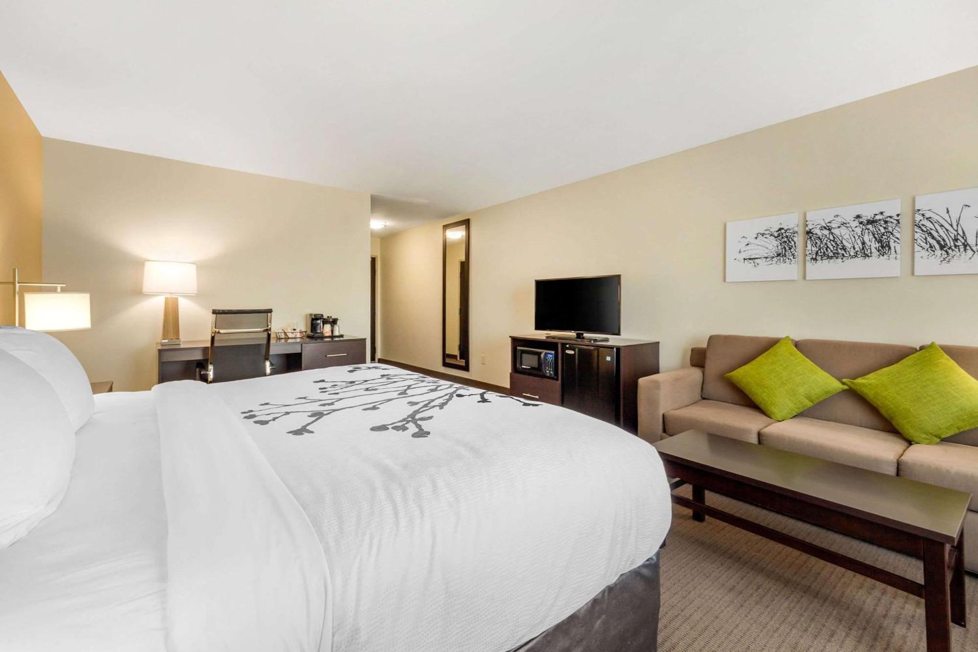 Sleep Inn & Suites Lincoln University Area Екстериор снимка
