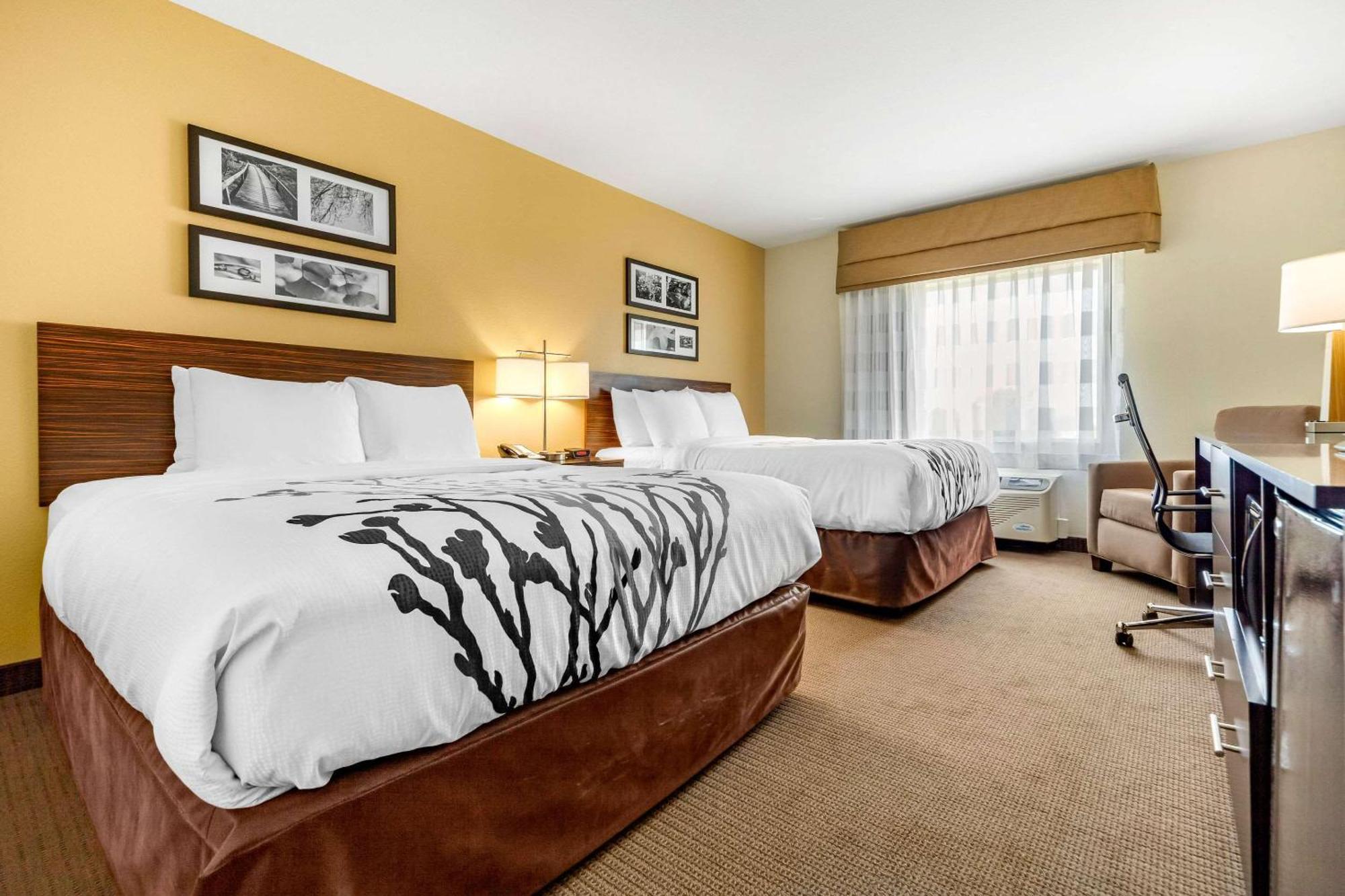 Sleep Inn & Suites Lincoln University Area Екстериор снимка